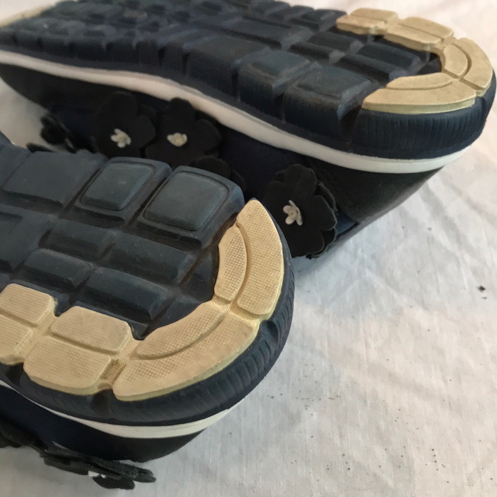 “MARC CAIN” Navy Leather Floral Sneakers. - Picture 12 of 12
